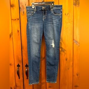 8P distressed blue denim Kut from Kloth Jeans